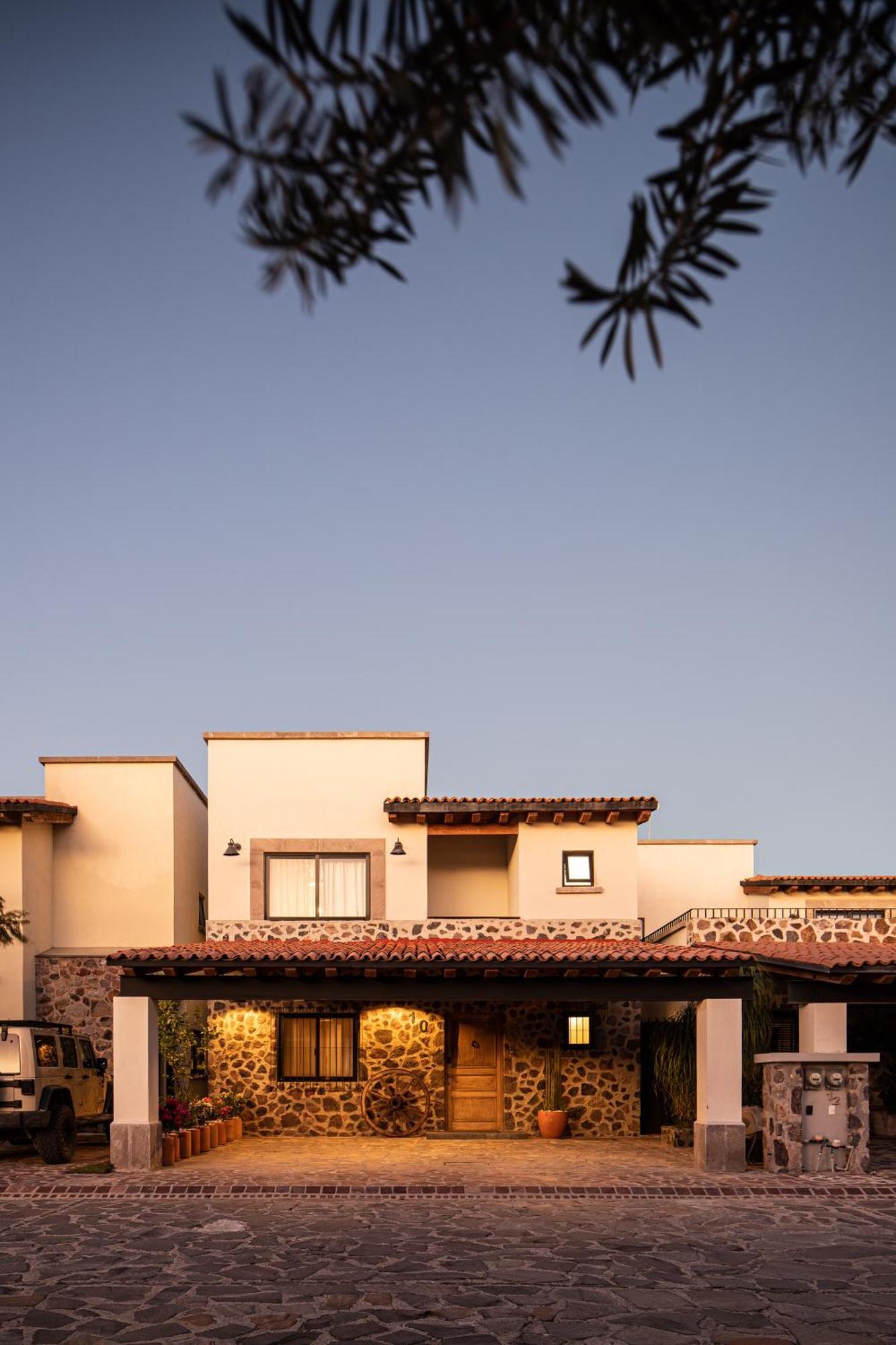 Private Jacuzzi & Pool, Elegant La Escondida 5Br Villa San Miguel de Allende Exterior photo